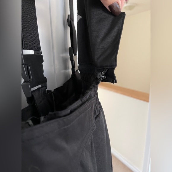 Broadstone Women’s snow pants - size M - Picture 3 of 4